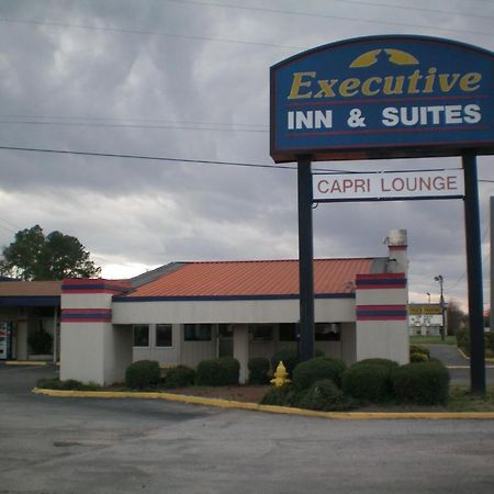 Executive Inn & Suites - أوغستا المظهر الخارجي الصورة